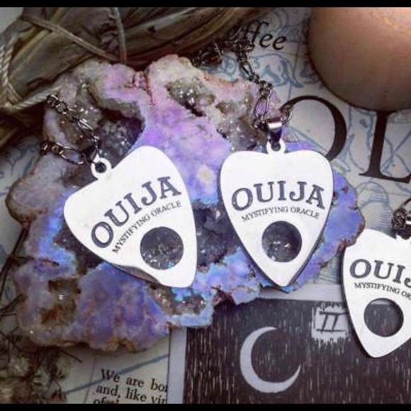 UNIQUE OUIJA Board Planchette Pendant/Necklace - Picture 1 of 7
